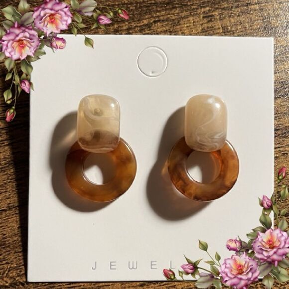 Resin wood color circle earrings fall vibes autumn colors harvest theme - Picture 1 of 10